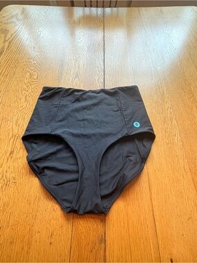 Coolibar Magnolia Pink Fuchsia Ocean Sculpt High Rise Swim Bottoms Large NWT